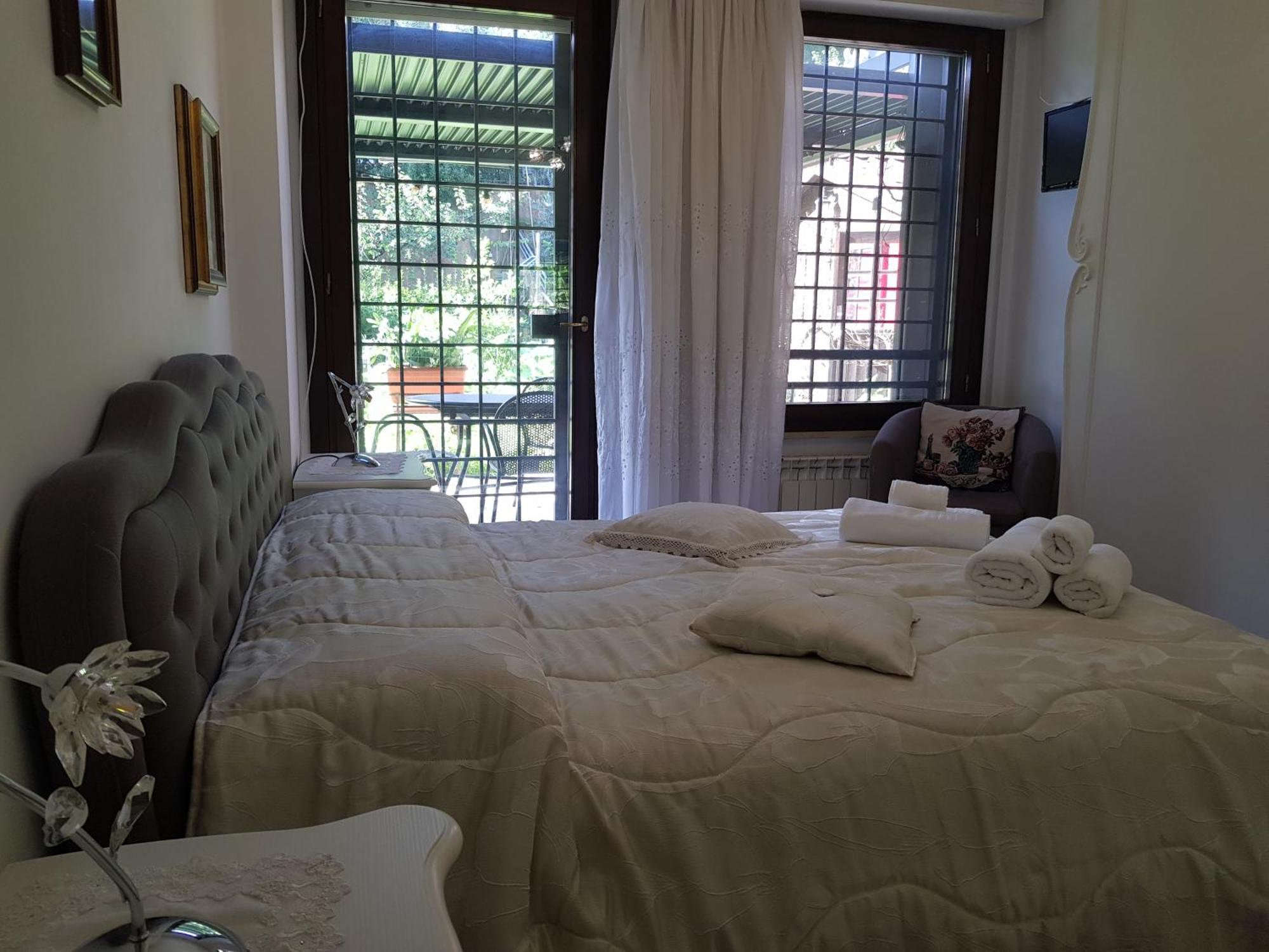 Eur Charme Apt&Garden Ρώμη Εξωτερικό φωτογραφία